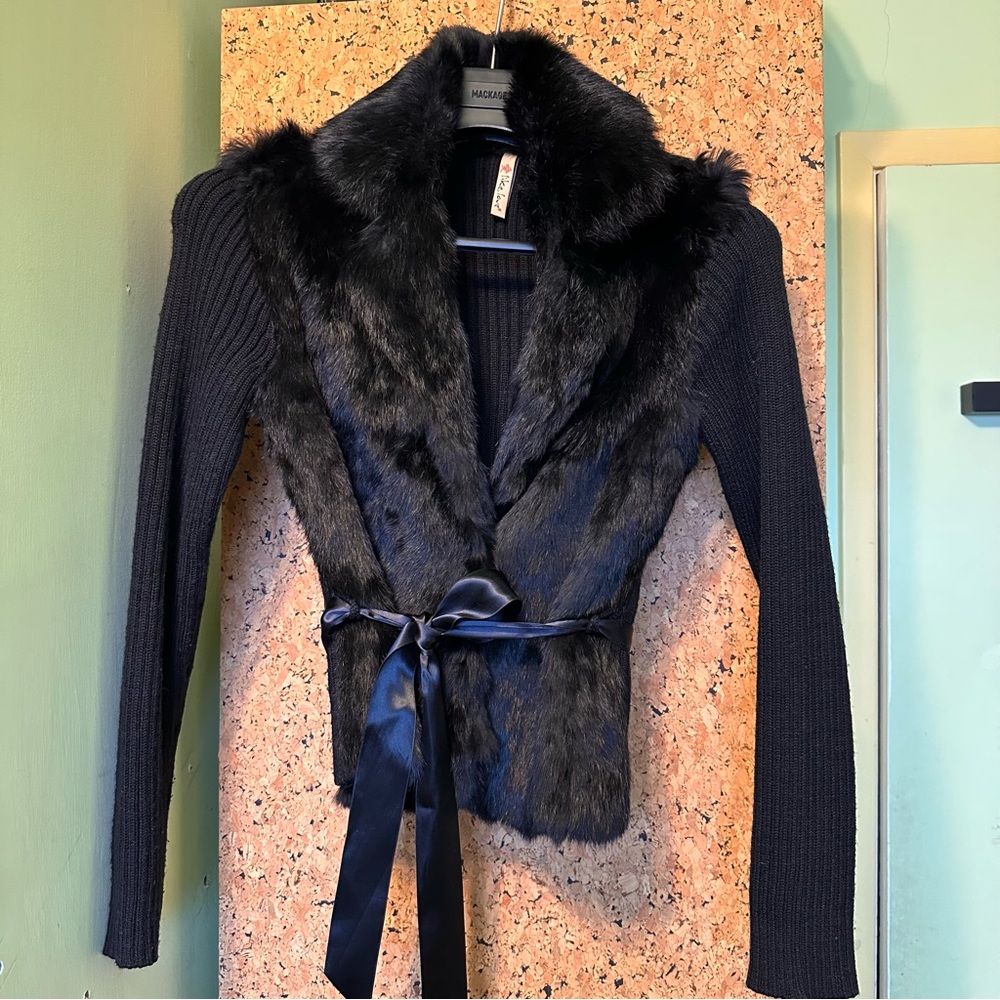 Elegant Black Sweater/Jacket with Real Fur Collar and front and Satin Tie Belt